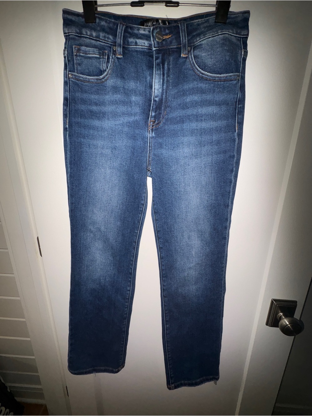 NWOT Wild Oak Boutique Risen straight leg ankle jeans sz 7/28